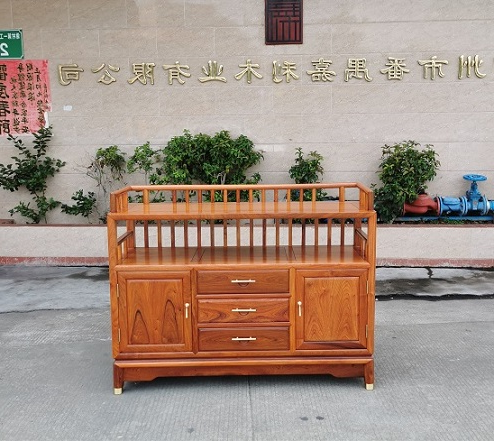 缅花梳子餐边柜